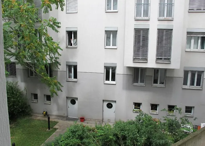 Vienna-living *